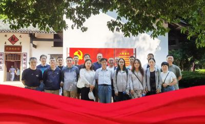 湘江水畔践初心，z6mg人生就是博股份党旗红